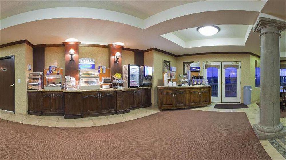 Holiday Inn Express Hotel & Suites Marina By Ihg Zewnętrze zdjęcie